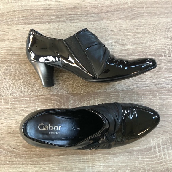 Black Patent Leather Gabor Heels - Picture 1 of 5